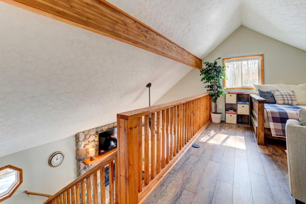 Roscommon Retreat With Deck About 1 Mile To Higgins Lake Exterior foto